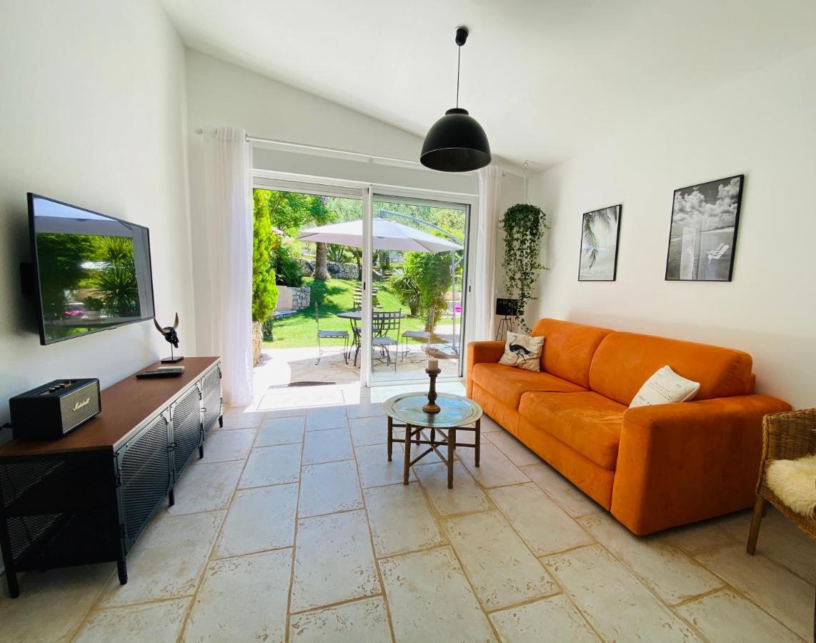 Maison De Vacances Villa Cardabella Le Tignet Luaran gambar
